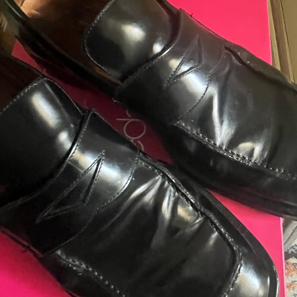 Gucci Men’s dress shoes size 9 D